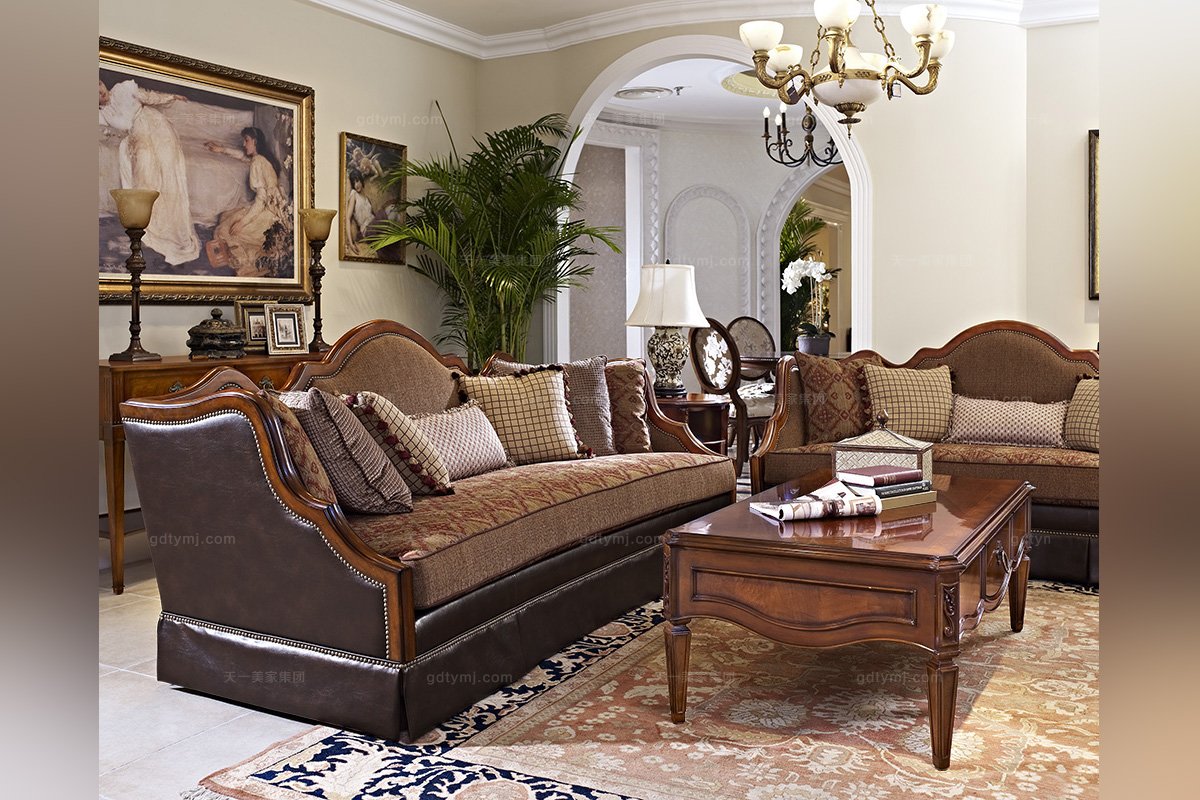 高端品牌美式布藝三位沙發