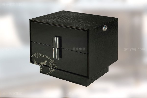 名貴奢華家具后現代輕奢品牌家具黑鱷紋牛角飾面米白色布拉水晶扣雙人床床頭柜