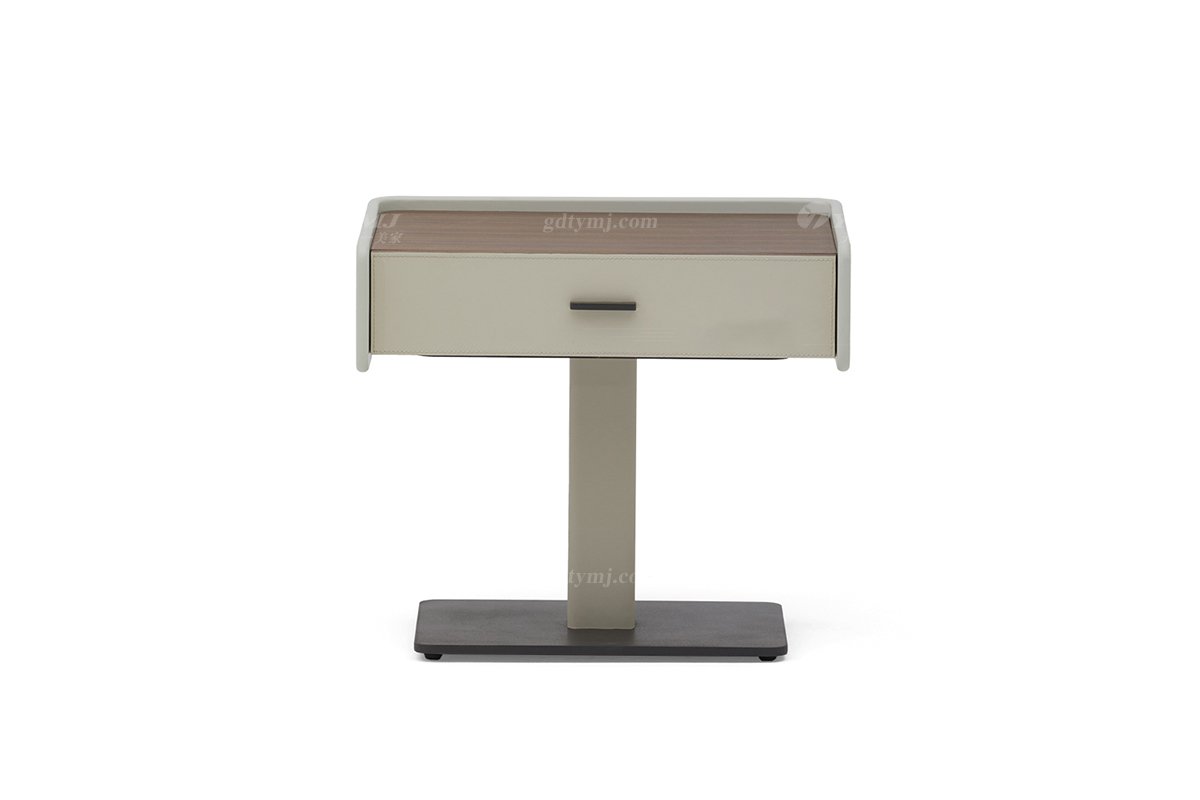 現代時尚輕奢家具品牌高端別墅家具臥室黑胡桃實木床頭柜