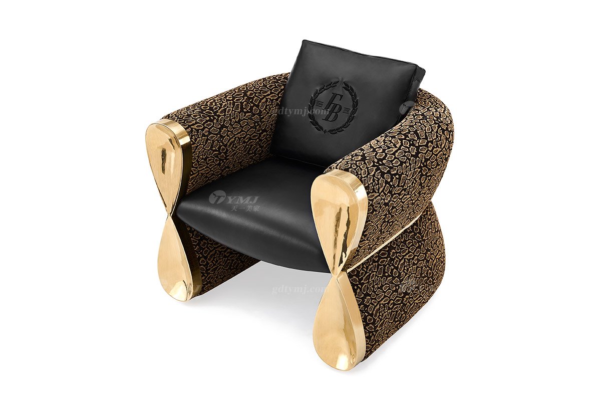 意式輕奢家具高端別墅會(huì)所大宅家用時(shí)尚大氣皮布藝+鈦金屬單位沙發(fā)休閑椅FB132CH（1）