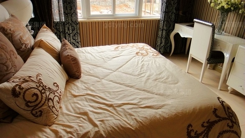 高檔現代風臥室