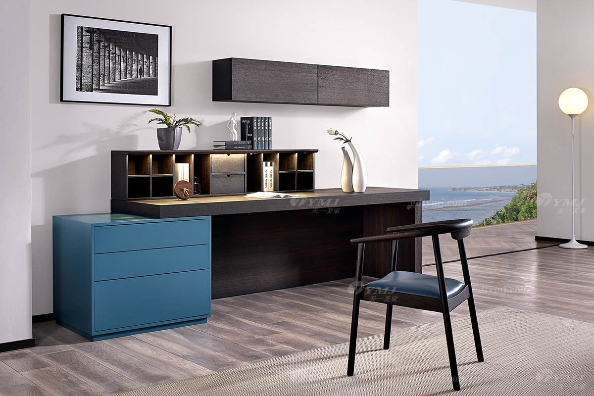 現代簡約實木書桌椅