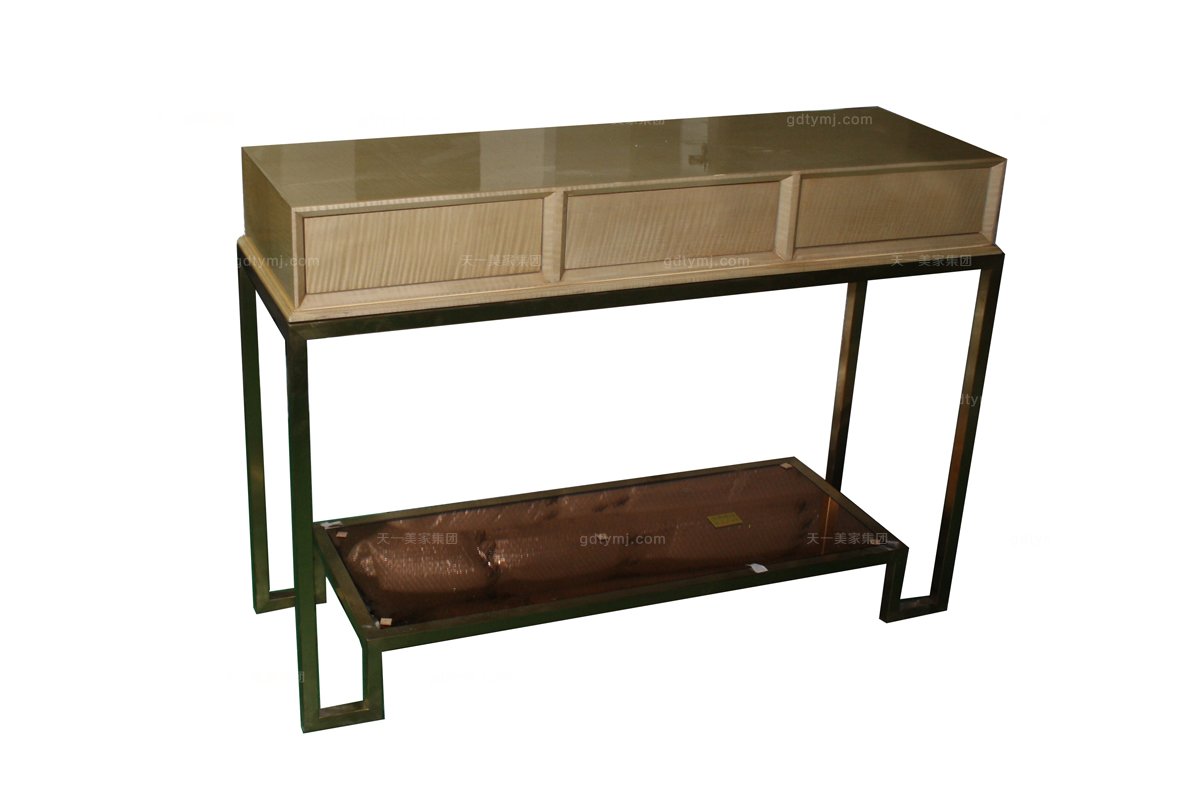 輕奢華風沙發背幾